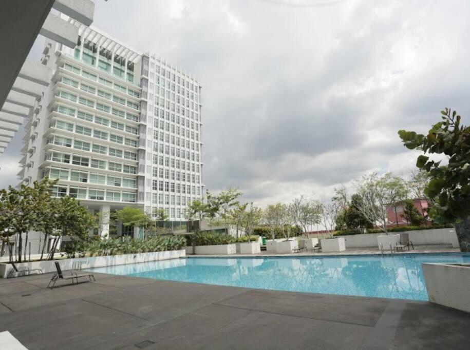 Homestay Ttdi Adina 710 Shah Alam,Sek 13,Msu,3Bedroooms Exterior photo
